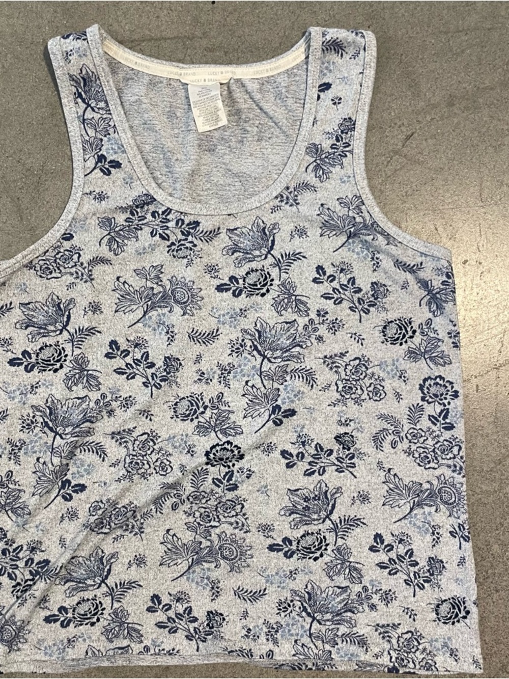 Lucky Brand Grey and Blue Floral Scoop Neck Tank Top size S